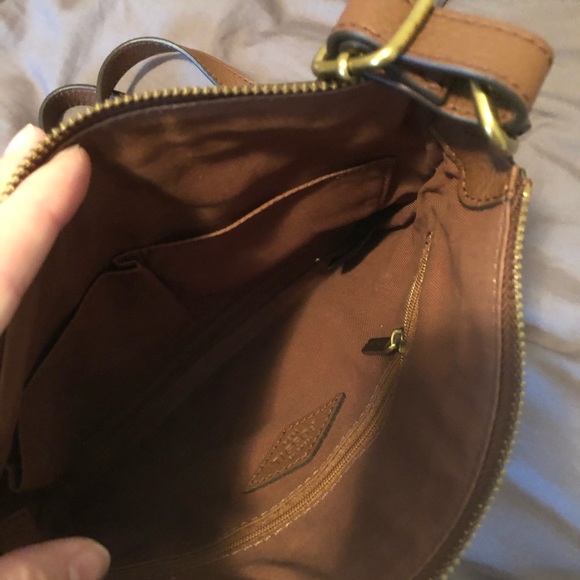 Fossil Crossbody Bag and Matching Wallet - Picture 5 of 5